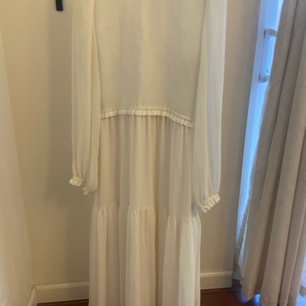 Aritzia Wilfred Rosalyn Dress